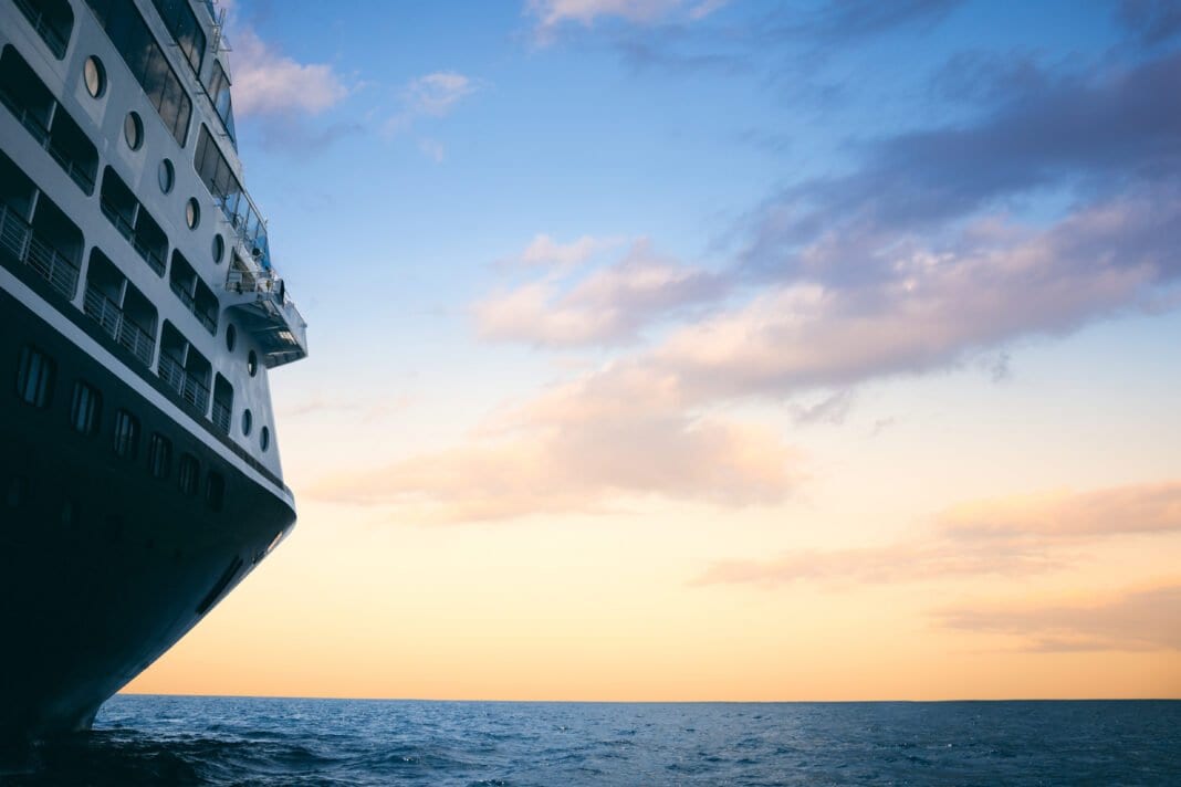 Azamara Schiff auf dem Meer © Azamara Cruises