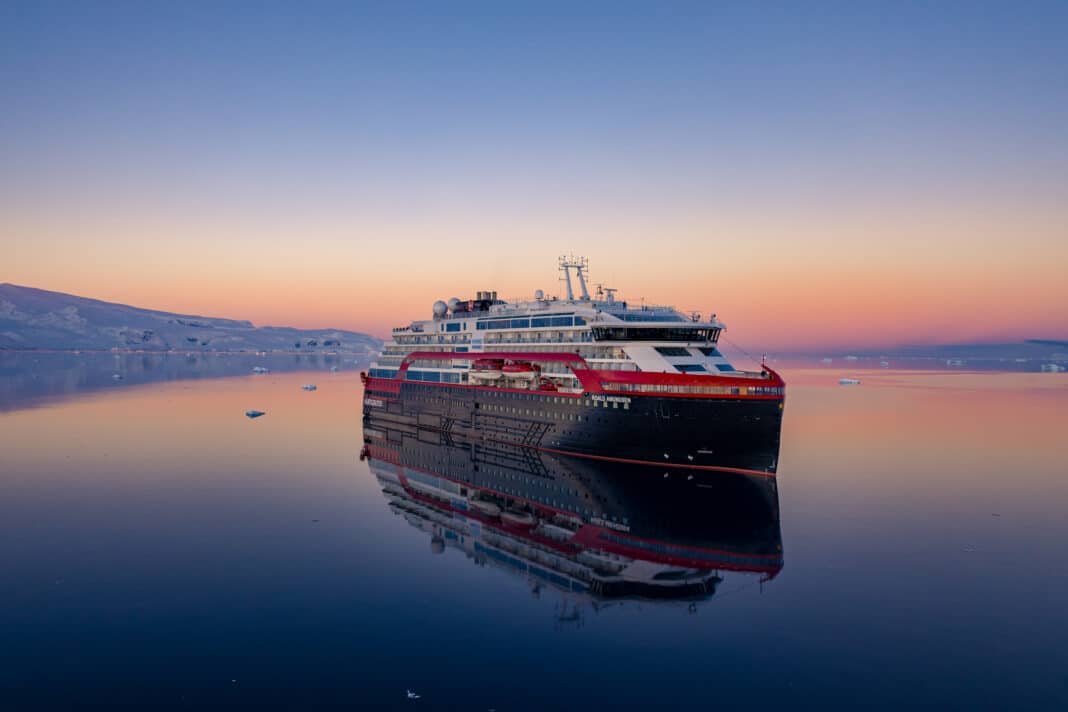 MS Roald Amundsen, Foto: © Dan Avila