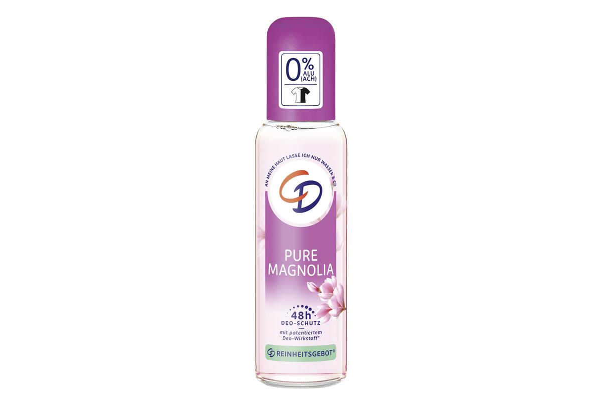 CD - PURE MAGNOLIA Deo Zerstäuber Die Magnolienblüte ist ein Symbol für Anmut, Reinheit und Nähe zur Natur. Kein Wunder, dass sich die ursprünglich aus Fernost stammende Schönheit auch hierzulande immer größerer Beliebtheit erfreut. In der neuen Deo-Linie PURE MAGNOLIA von CD spielt sie jetzt eine Hauptrolle. Die Rezeptur von Deo Zerstäuber und Deo Roll-On mit Magnolien-Extrakt begeistert mit ihrem zarten, floralen Duft und dem guten Gefühl, frisch, gepflegt und stressfrei durch den Tag zu kommen. Darüber hinaus garantiert der patentierte Deo-Wirkstoff zuverlässigen Schutz für 48h – und das ganz ohne Aluminiumsalze. Wie bei allen Produkten von CD ist die Hautverträglichkeit dermatologisch bestätigt. 150 ml / 2,99 €*