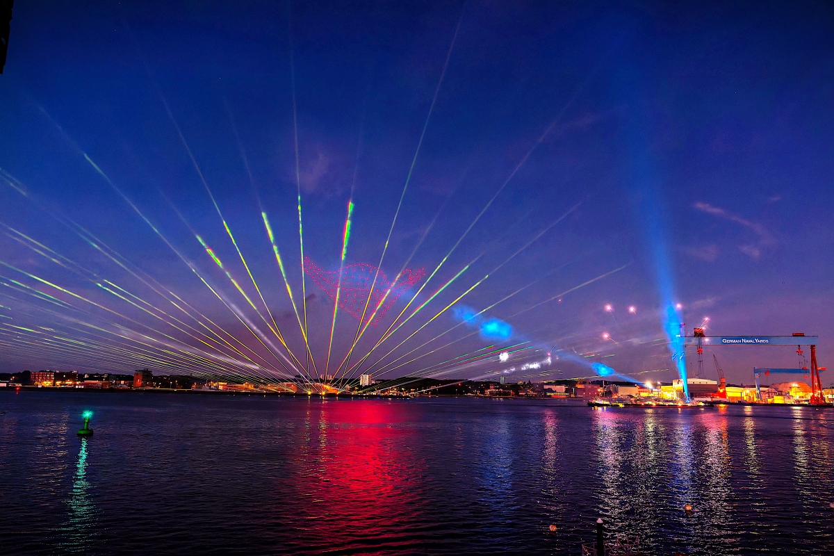 AIDA-Cruises-inszeniert-Finale-der-Kieler-Woche
