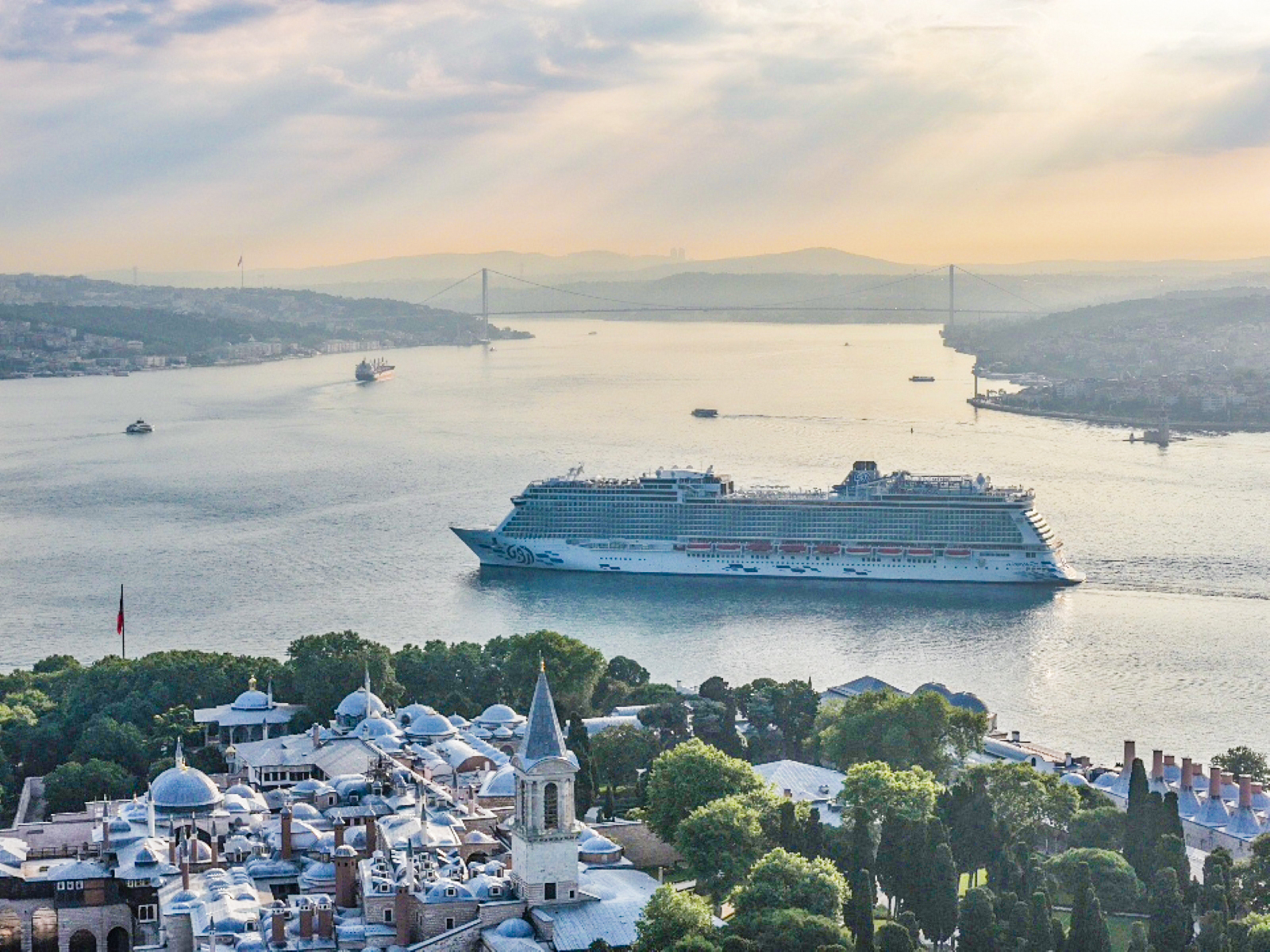 AROYA-Cruises-startet-Mittelmeer-Saison-mit-Premierenfahrt-ab-Istanbul