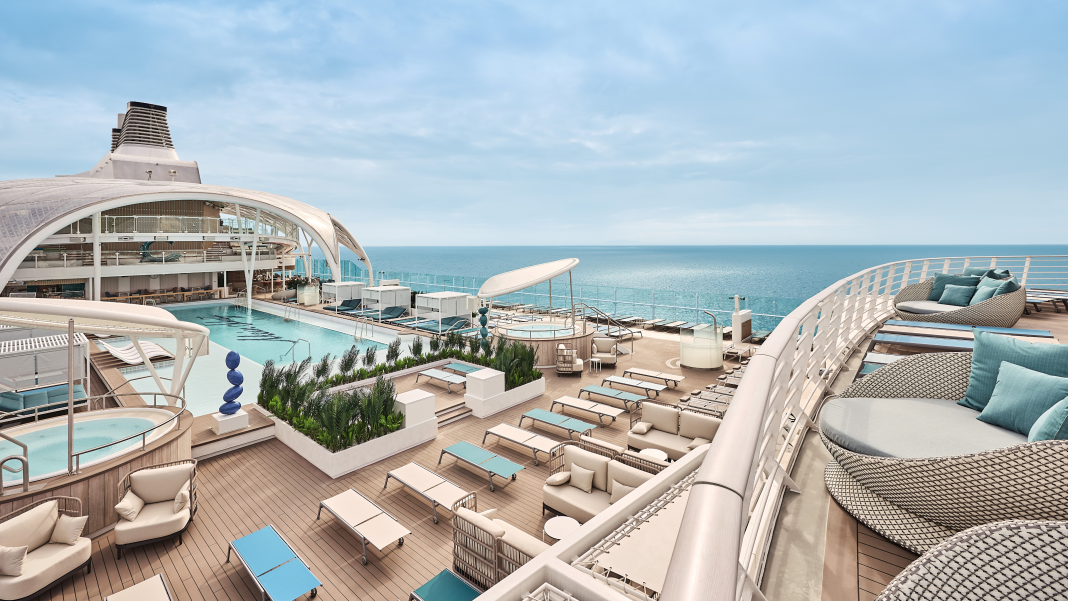 Mein Schiff Flow Pool, Foto: © TUI Cruises