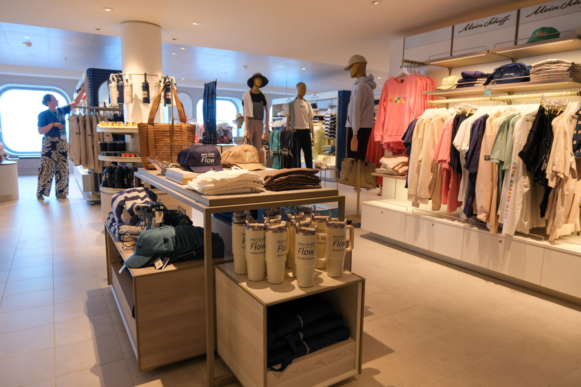 Neuer Wall Shops auf der Mein Schiff Flow