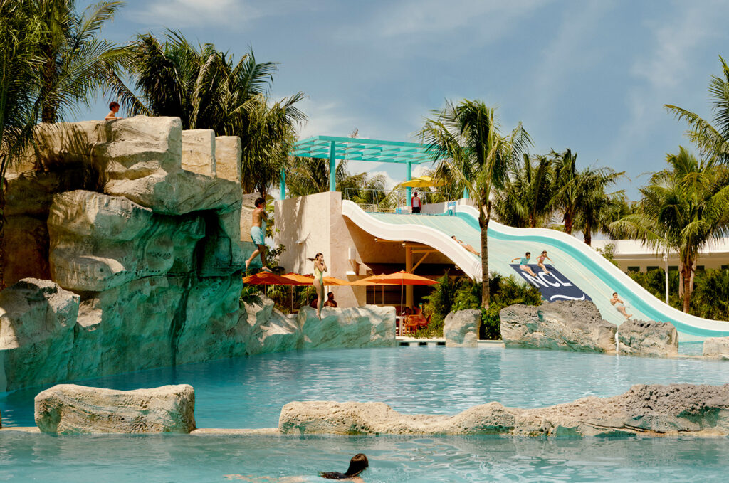 Cliff Side Grotte im NCL Great Tides Wasserpark auf Great Stirrup Cay